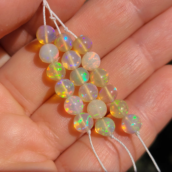 5.0-5.6mm Ethiopian opal beads, 6pcs