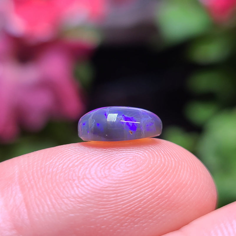 Blue Purple Crystal Opal, 1.93ct from Lightning Ridge, AUS