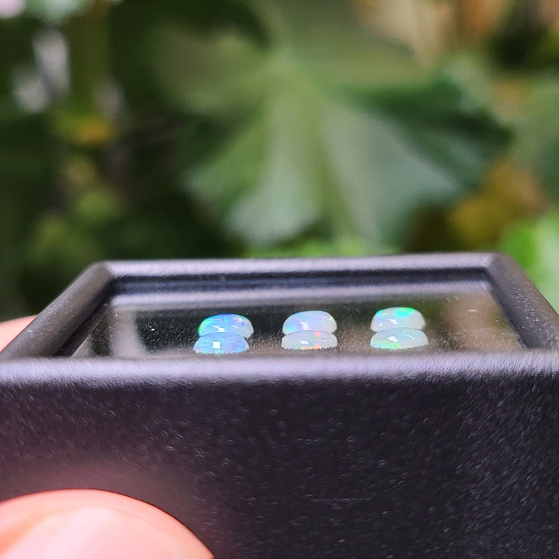Bright Round Australian Opals, 0.85tcw/6pcs