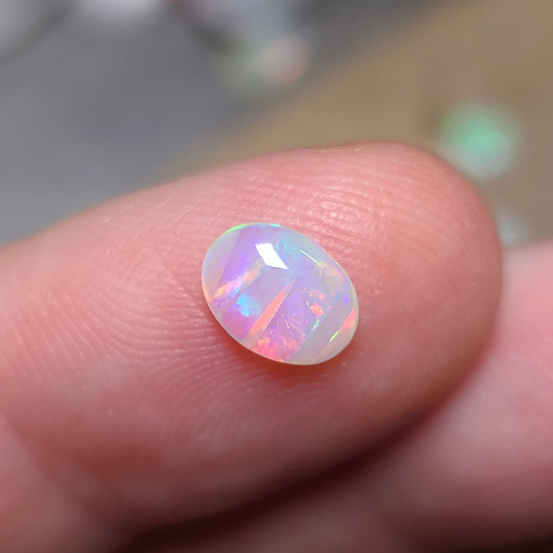 Bright Crystal Opal, 0.60ct from Brazil