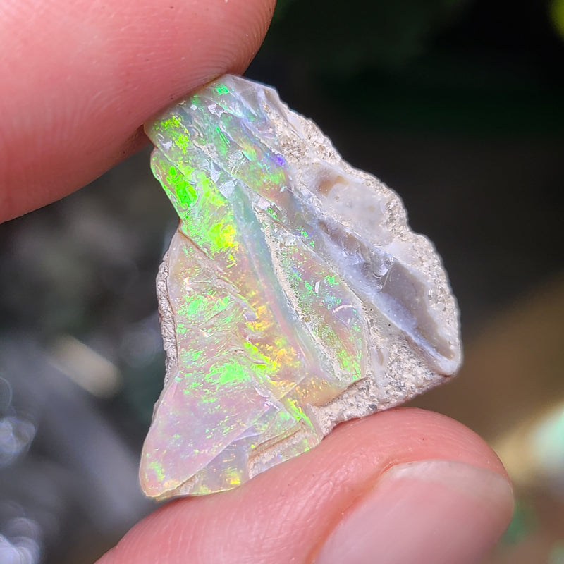 Bright Crystal Opal on Sand Matrix, 1.68g from Mintabie AUS