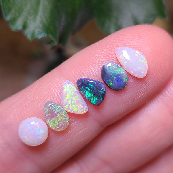 Jewelers Parcel of Small Australian Opals, 2.45tcw/6pcs