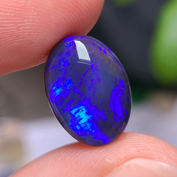 Purple and Blue Black Crystal Opal, 5.00ct from Lightning Ridge, AUS