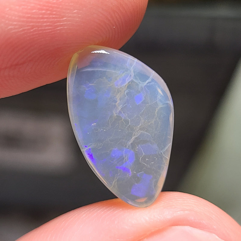 Purple Crystal Opal,   3.71ct from Lighting Ridge, AUS