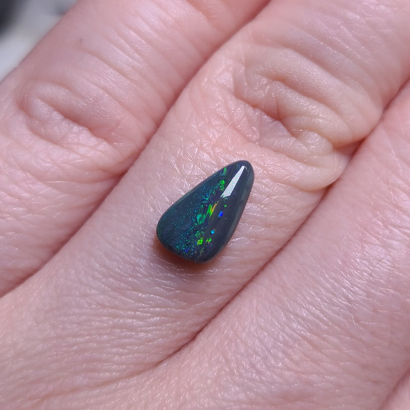 Black Opal with Bands, 1.18ct from Lighting Ridge, Australia