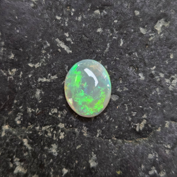 Bright Green Crystal Opal, 0.98ct from Lighting Ridge, AUS